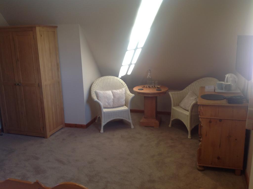 Contin Lochview Guesthouse מראה חיצוני תמונה
